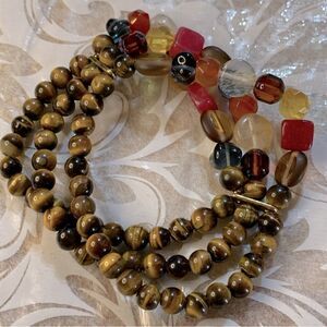 Tigers Eye Bracelet 3 Strands & Glass Beads Gorgeous chakra healing